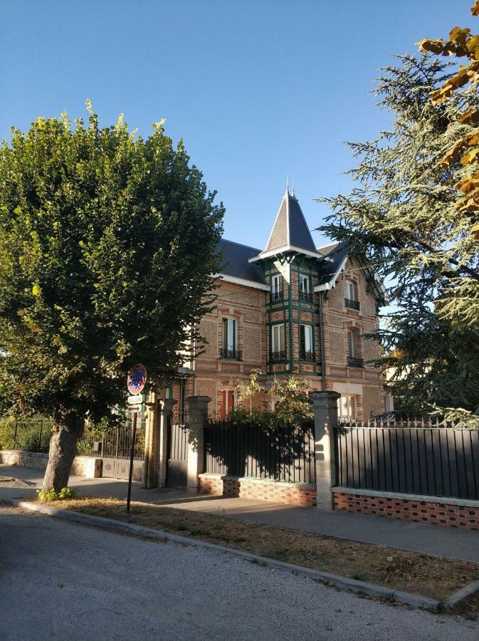 Calme Et Repos En Ville Châlons-en-Champagne Екстериор снимка